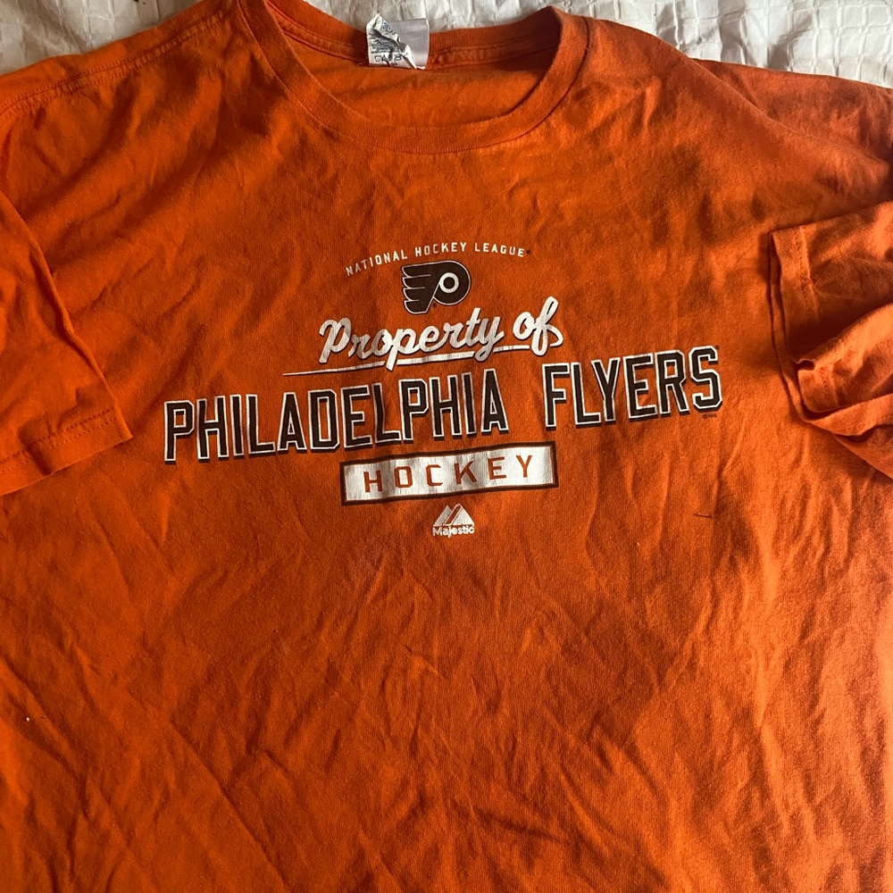 Vintage flyers shirt